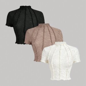Camiseta ajustada de mangas cortas y cuello alto
